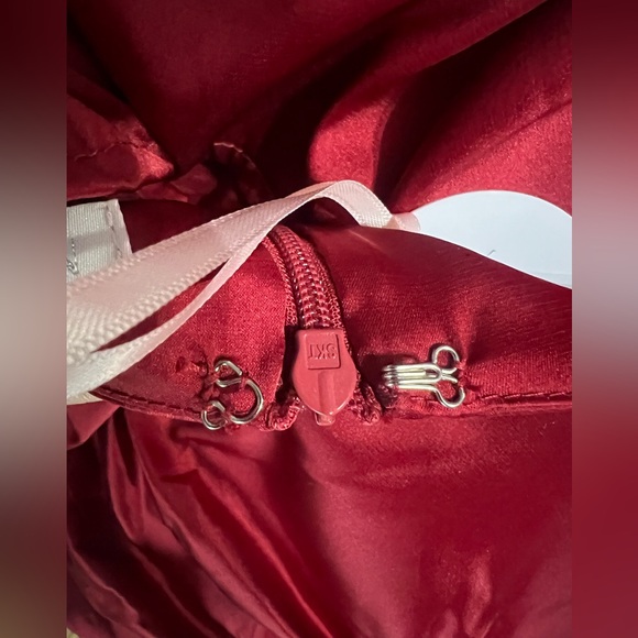 NWT Revolve’s More To Come Blaire Mini Dress Ruched Puff Sleeve Satin Red Sz S - Picture 5 of 9